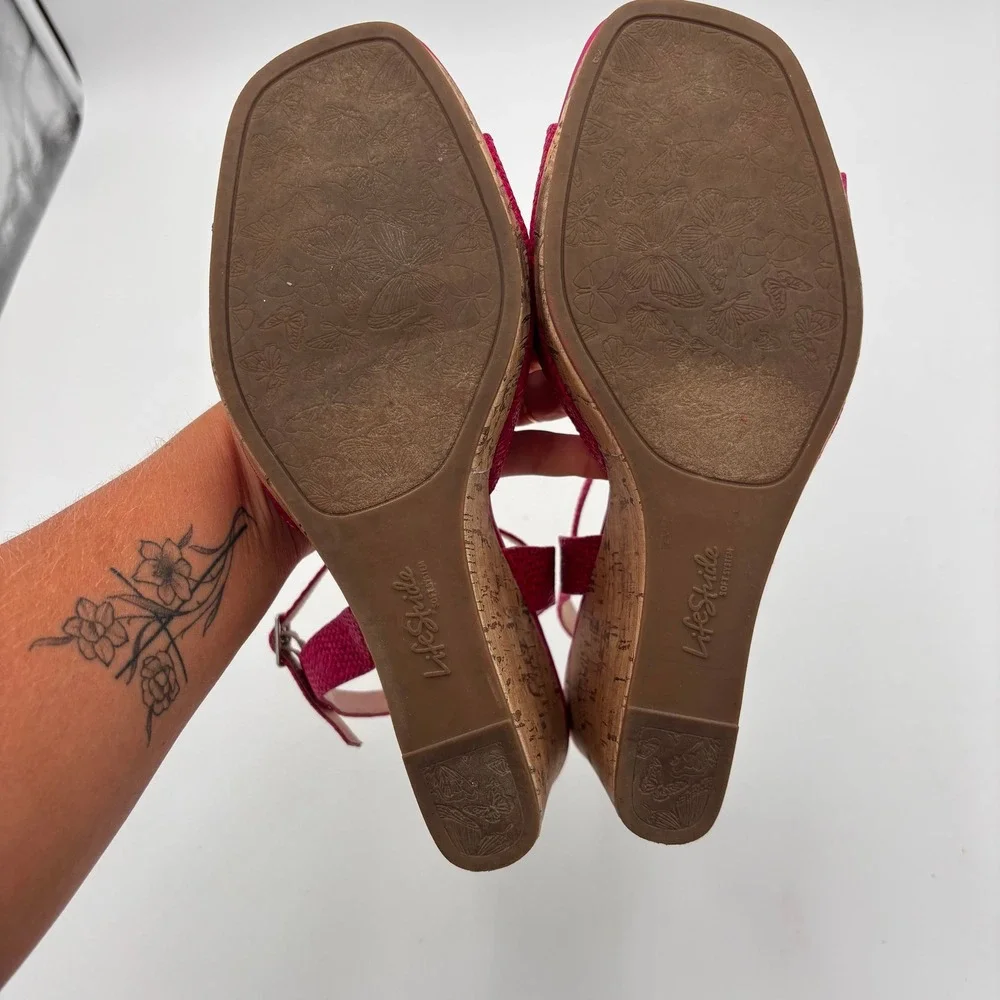 LifeStride Wedge Sandals Womens 8.5 Magenta Pink Woven Cork Heel Strappy